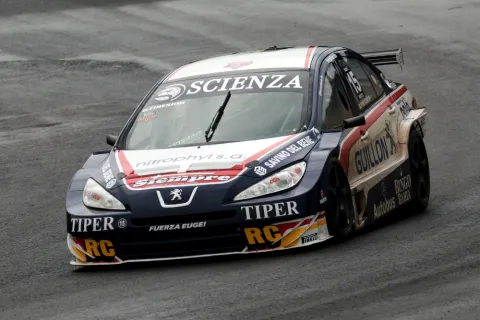#15 Damián Fineschi – Escudería FE – Peugeot 408 RPE V8 – Argentinian Super TC 2015