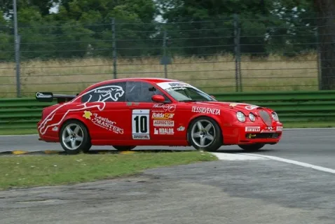 #10 Alessandro Battaglin – Ferlito Motors – Jaguar S‐Type R – Italian Superstars Championship 2005