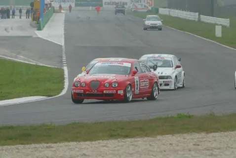 #9 Oscar Venturato – Ferlito Motors – Jaguar S‐Type R – Italian Superstars Championship 2005