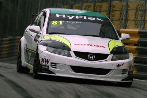 #81 Eurico de Jesus – Five Auto Racing Team – BMW 320si (E90) – FIA World Touringcar Championship 2012