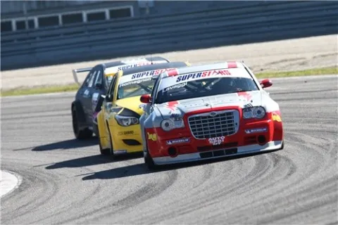 #23 Giovanni Lavaggi – Mauro Rally Tuning – Chrysler 300C SRT-8 – Italian Superstars Championship 2010