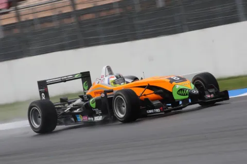 #8 Sam Bird – Mücke Motorsport – Dallara F308 - AMG Mercedes – Formula 3 Euroseries 2009