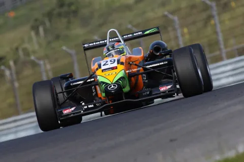 #29 Sam Bird – Mücke Motorsport – Dallara F308 - AMG Mercedes – Masters of Formula 3 2009