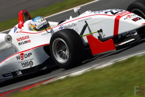 #23 Katsumasa Chiyo – NDDP Racing – Dallara F305 - TOM's Toyota – All-Japan Formula 3 Championship 2011