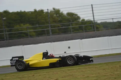 #69 Loris Spinelli – Paolo Coloni Racing – Lola B05/52 - Gibson (2015) – Auto GP 2015