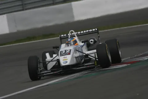 #32 Jonathan Summerton – RC Motorsport – Dallara F305 - Volkswagen – Formula 3 Euroseries 2007