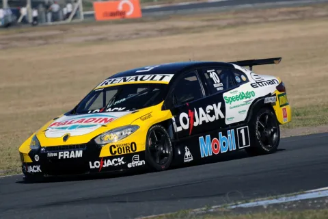 #10 Guillermo Ortelli – Ambrogio Racing – Renault Fluence RPE V8 – Argentinian Super TC 2013