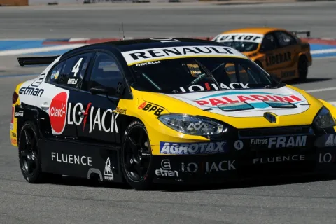 #4 Guillermo Ortelli – Ambrogio Racing – Renault Fluence RPE V8