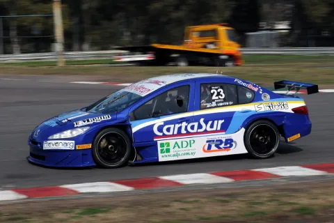 #23 Federico Esllin – Riva Racing – Peugeot 408 RPE V8 – Argentinian Super TC 2014