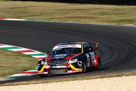 #28/27 Luca Rangoni – Roma Racing Team – Mercedes C63 AMG (W204) – International Superstars Series 2011