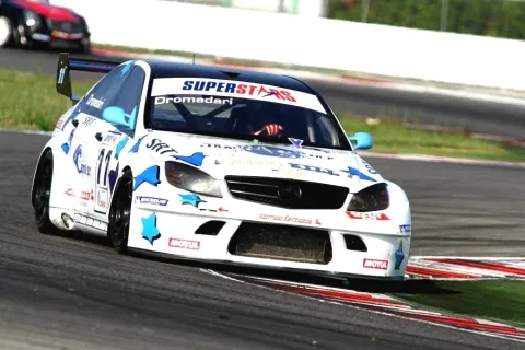 #11 Andrea Dromedari – Romeo Ferraris – Mercedes C63 AMG (W204) – International Superstars Series 2011