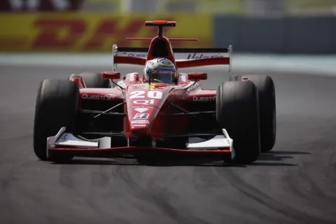 #20 Luca Filippi – Team Meritus – Dallara GP2/05 - Renault – GP2 Asia 2009-2010