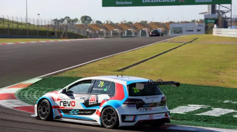 #28 Kevin Wing King Tse – TeamWork Motorsport – Volkswagen Golf GTI TCR – TCR International Series 2016