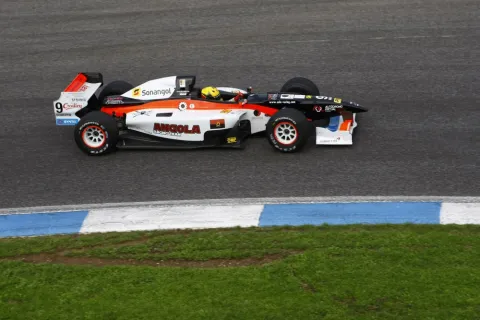#9 Luis Jorge Sá Silva – Zele Racing – Lola B05/52 - Zytek (2013) – Auto GP 2014
